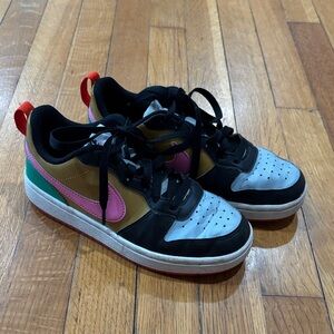 Nike Kids Sneakers Black Pink Green Gold